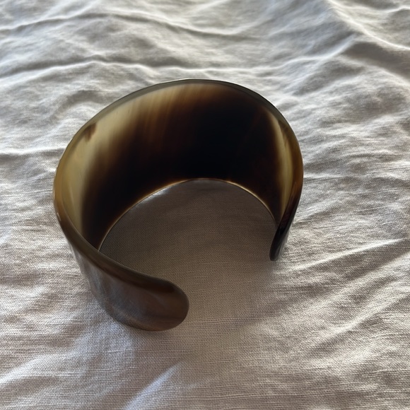 Horn Cuff Bracelet - Picture 3 of 4